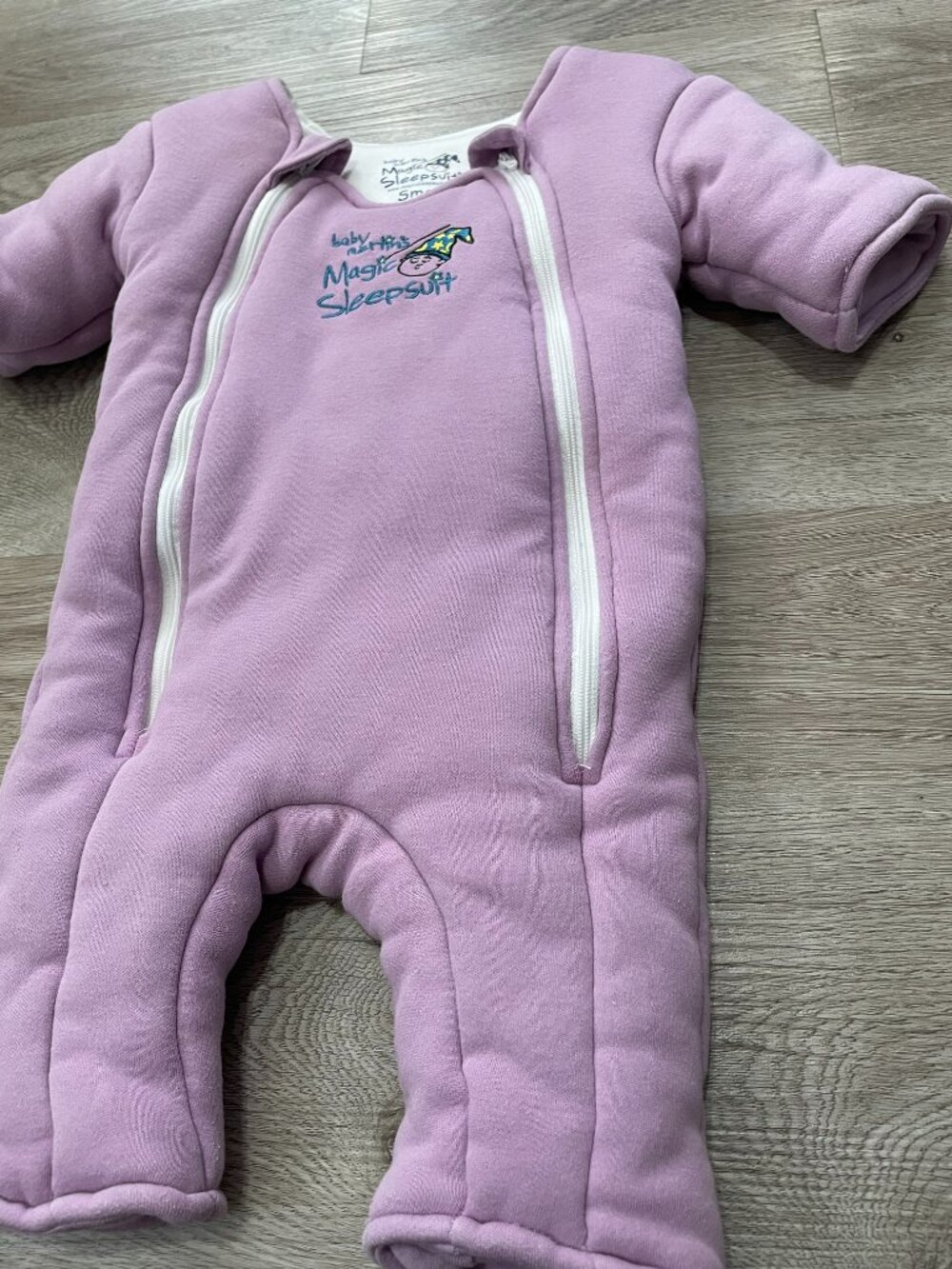Sleepsuit - Picture 2 of 12